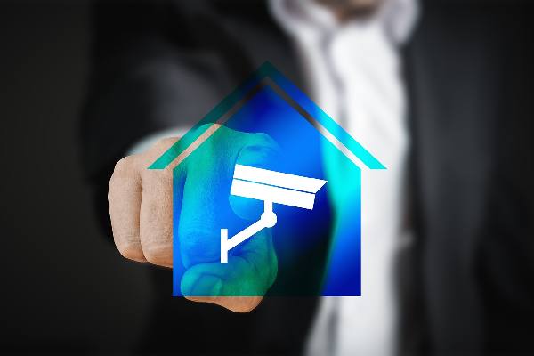 邮报：曼城相信如果格伊帮助他们冲击冠军，投入会被回报抵消